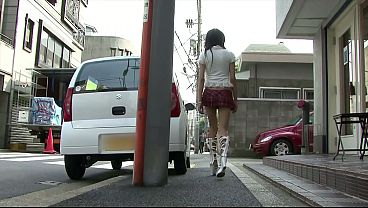 Tiga Tubuh Bergerak Liar, Gadis Jepang Kurus Jadi Pusat Nafsu