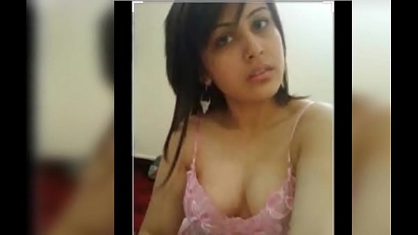 Neha Digilir Habis-habisan Oleh Supirnya, Cerita Panas Dengan Suara Mendesah Dalam Bahasa Hindi