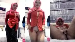Abg Berjilbab Pink Mainin Memek – Urmomnerdy Onlyfans