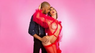 Cherie Deville: Dari Rapi Menjadi Liar Dan Tak Tertahankan