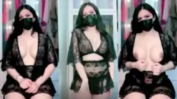 Montoknya Payudara Alondra Yang Menggoda