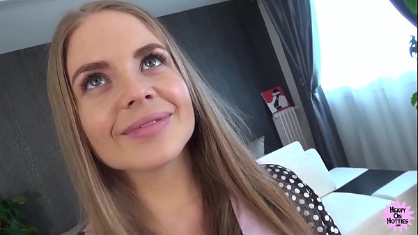 Gadis Rusia Perawan Yang Memesona Dihardcore Dan Dihujani Sperma Di Wajah