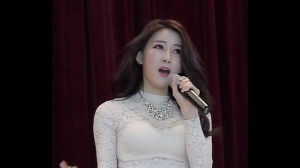 Gadis Korea Yang Menggoda Dan Memikat