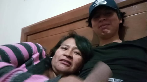Aku Dan Ibu Mertuaku Yang Menggoda