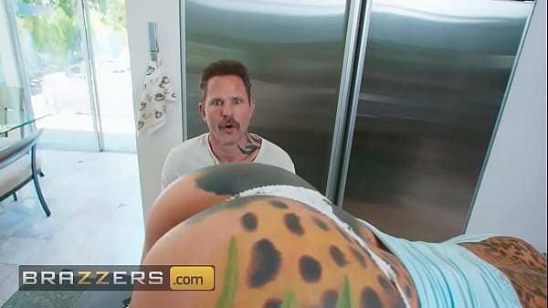 Pesta Ulang Tahun Nina Costa: Pantat Terbuka Lebar Di Brazzers – Masukkan Kode Xvpromo Untuk Diskon Eksklusif