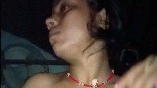Goyangan Hot Bhojpuri Bikin Terguncang