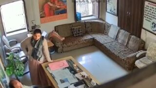 Kepala Sekolah Dikocok Di Kabinnya, Viral Bokep India Bikin Heboh