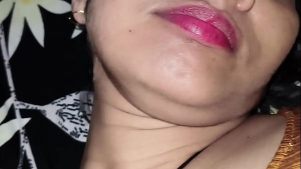 Malik Ganas Memuaskan Nokrannya Dengan Gaya Desi Dan Rayuan Mesum