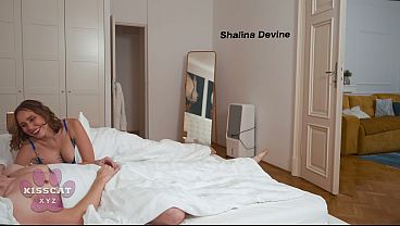 Anak Tiri Lihat Ibu Tiri Shalina Devine Ngentot Suaminya Sampai Crot Di Dalem