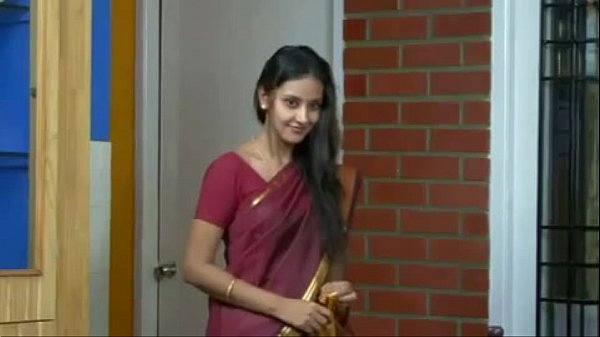 Desi Cewek India Nakal Bikin Ngilu, Goyangannya Bikin Makin Panas.