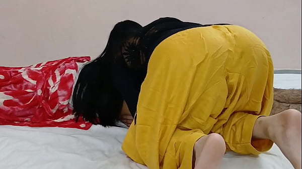Bhabhi Yang Haus Kepuasan, Pussy Ketatnya Dihajar Dalam Video Panas Berbahasa Hindi