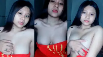 Miss Alexa Buka Handuk, Langsung Remes-remes Toket Gede.