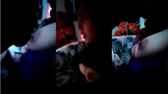 Nenen Gede Pacar Hijab, Sange Lihat Toketnya Yang Montok.
