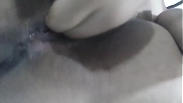 Arab Ibu Muslim Berjilbab Niqab Muncratin Memek Sambil Live Webcam, Hot Banget Sange Ngaceng