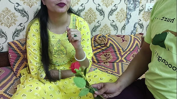 Valentine Spesial India – Kakak Tiri Ngajakin Saara Adek Tiri, Tapi Rencana Aslinya Disembunyiin Pake Bahasa Hindi, Mau Mainin Tubuh.