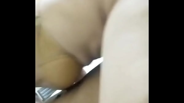 Nih, Mau Ngocok Dulu Biar Berangkat Kerja Makin Semangat, Buruan Servis Kontol Sebelum Keluar Rumah.