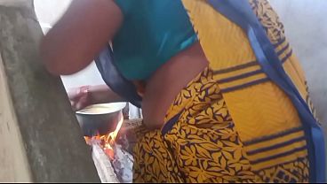 Ibu Rumah Tangga India Bhabhi Lagi Main Sange Seru Di Ranjang.