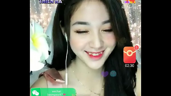 Gadis Asia Live Streaming Di Uplive, Goyang-goyang Seksi Bikin Greget.