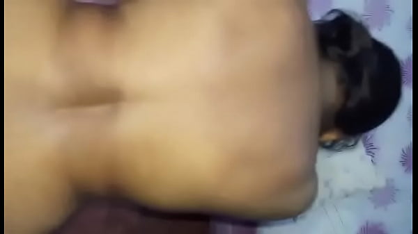 Desi Istri Digebuk Gaya Anjing, Makin Ngeces