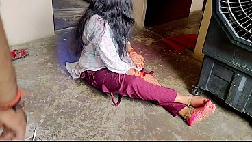 Desi Istri Tetangga Lagi Digenjot Sampe Meraung-raung