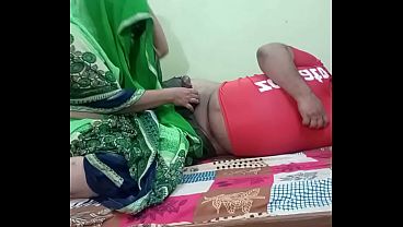 Desi Indian Couple Lagi Sange Berat Di Ranjang, Ngewe Panas Sampai Mampus.