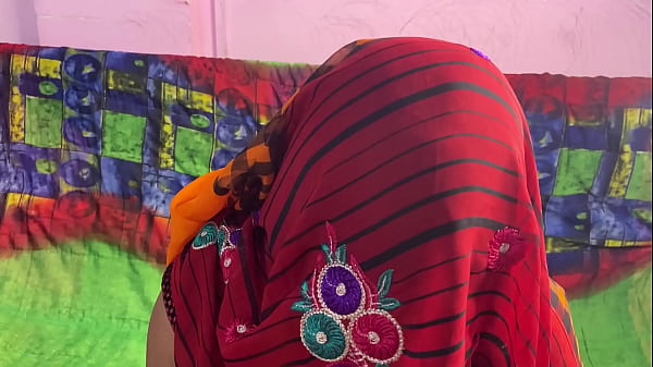 Sasur Ne Bahu Ko Choda Jab Wo Sone Ke Liye Lete Hi Thi, Garam Desi Chudai Ka Viral Mms, Hindi Voice Mein Hardcore Sex.