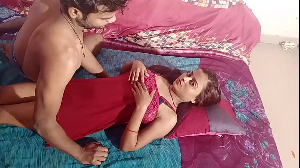 Ibu Rumah Tangga India Paling Hot, Montok, Ngewe Sama Suami Di Rumah – Full Audio Hindi Desi