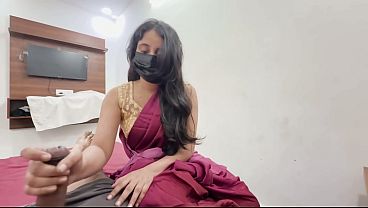 Bhabhi India Lagi Grepe-grepe Suami Di Rumah, Romantis Panas Pake Audio Hindi