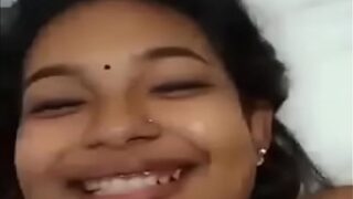 Lihat Cewek Ini Lagi Nikmatin Pertama Kali Ngentot Di Video Xxx India.