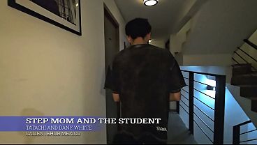 Ibu Tiri Lagi Ngajar Murid Panas, Bikin Basah Semua.