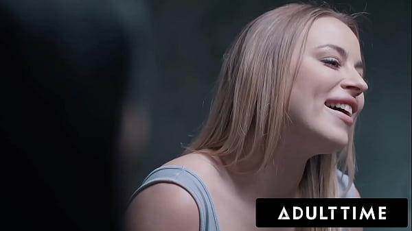 Adult Time – Monyet Sex Anna Claire Clouds Godain Polisi Pas Diinterogasi, Abis Itu Dientot Keras Kasar!