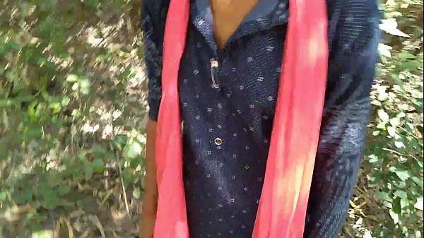 Desi Cewek Di Luar Lagi Digenjot Pacar Sambil Doggy Style Keras-keras