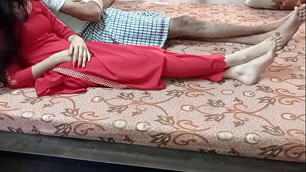 Cewek India Cantik Digoyang Kontol Besar Jijiknya, Main Peran Desi, Muncrat Panas