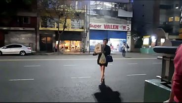Di Tengah Pandemi Dan Gempuran Rock And Roll, Dalam Karantina Penuh, Nyokap Temenku Pergi Ke Supermarket Dan Dapat Dua Jenis Siapa Aja