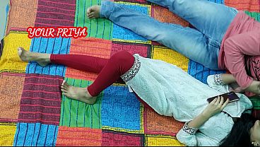 Gadis Muda Manja Pertama Kali Ngerasain Kontol Kakak Tiri, Rekaman Amatir Pake Bahasa Hindi, Bikin Makin Basah