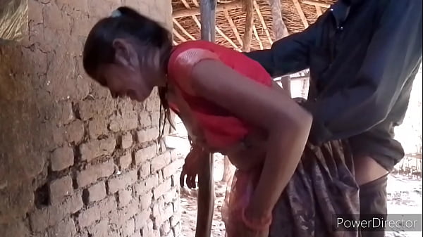 Desi Bhabhi Ngentot Keras Sampai Ke Belakang, Muncrat Banjir