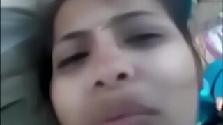 Video Mesum Pasangan Ngentot Di Bawah Pohon Di Luar Ruangan