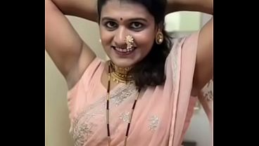 Cewek India Seksi Pamer Ketiak Basah, Bikin Ngilu.