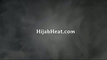 Bos Arab Ketat Digilir Bertubi-tubi Di Dalam Kantor.