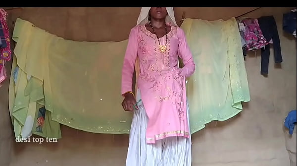 Seks Istriku Yang Seksi Jilat Burung Keras, Lalu Ngentot Memek Desi Pakai Kontol Gede, Video Mesum Desi Hot