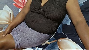 Selingkuh Sama Ibu Tiri Hot Saat Liburan, Bikin Ngilu