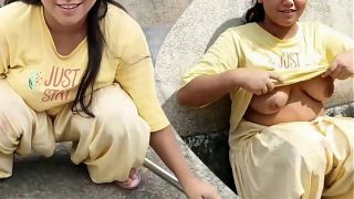 Gandeng Bibi Muda Di Atap, Romansa Panas Desa Cewek Lokal, Video Sexy Bikin Nagih