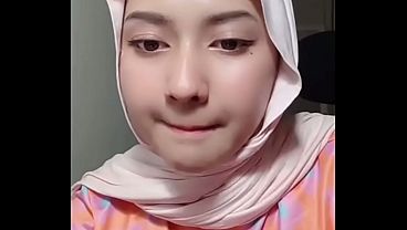 Jilbab Live, Gerakan Basah Bikin Makin Liar